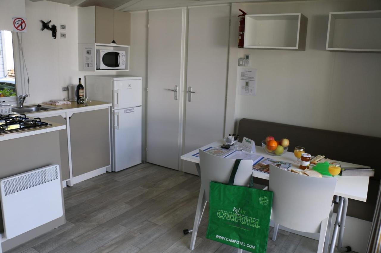 Mobile Homes By Kelair At Playa Montroig Camping Resort Таррагона Екстер'єр фото